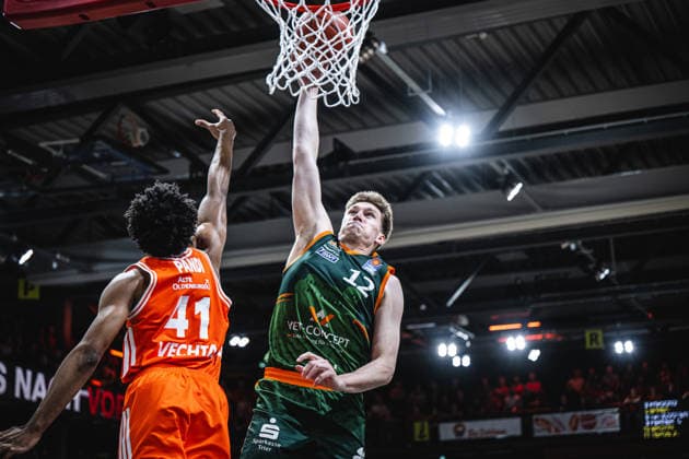 1. Basketball Bundesliga, easyCredit BBL, Saison 2025 2026, Herren, Play-Ins, Spiel um Platz 7, 12.05.2026, RASTA Vechta - Gladiators Trier Marten Linssen ( 12 - VET-CONCEPT Gladiators Trier) beim Dunk Vechta RASTA Dome Niedersachsen Deutschland