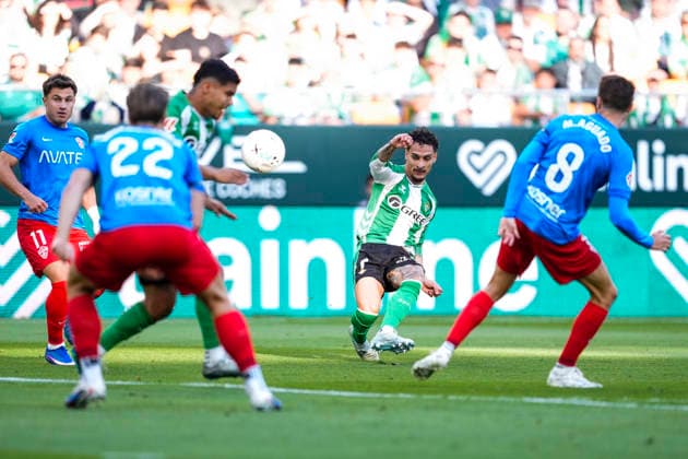 May 12, 2026, Sevilla, Sevilla, SPAIN: Antony Dos Santos of Real Betis in action during the Spanish league, LaLiga EA Sports, football match played between Real Betis and Elche CF at La Cartuja stadium on May 12, 2026, in Sevilla, Spain. Real Betis V Elche CF - LaLiga EA Sports  - ZUMAa181 20260512_zaa_a181_082 Copyright: xJoaquinxCorcherox