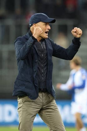 Grasshopper - FC Winterthur Trainer Peter Zeidler (GC) jubelt 12.05.2026 Stadion Letzigrund Zuerich , SCHWEIZ, Saison 2025 2026 Herren Fussball Super League Grasshopper Club Zuerich - FC Winterthur Trainer Peter Zeidler (GC) jubelt