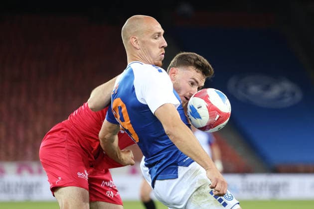 Grasshopper - FC Winterthur Michael Frey gegen Silvan Sidler 12.05.2026 Stadion Letzigrund Zuerich , SCHWEIZ, Saison 2025 2026 Herren Fussball Super League Grasshopper Club Zuerich - FC Winterthur Michael Frey (GC) gegen Silvan Sidler (FCW)