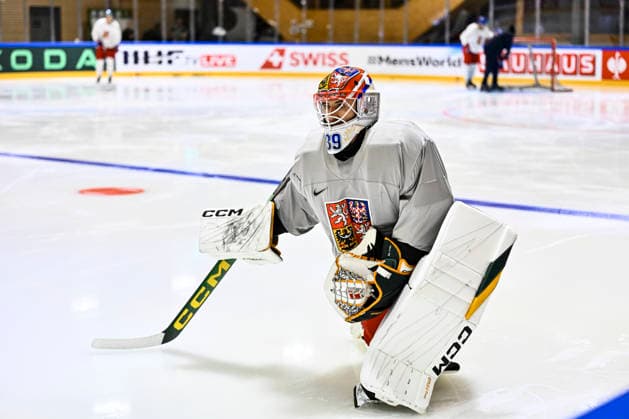 Goalkeeper Dominik Pavlat attends Czech national Ice hockey, Eishockey team training session at the 2026 IIHF Ice Hockey World Championship, WM, Weltmeisterschaft in Fribourg, Switzerland, on May 13, 2026. (CTKxPhoto RadekxPetrasek) CTKPhotoP2026051304225  CTKPhotoP2026051304225