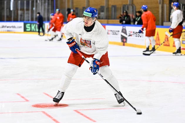 Lukas Sedlak attends Czech national Ice hockey, Eishockey team training session at the 2026 IIHF Ice Hockey World Championship, WM, Weltmeisterschaft in Fribourg, Switzerland, on May 13, 2026. (CTKxPhoto RadekxPetrasek) CTKPhotoP2026051304307  CTKPhotoP2026051304307