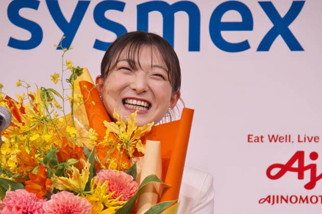 The four-time Olympic figure skater Kaori Sakamoto attends her retirement press conference, PK, Pressekonferenz in Kobe, Hyogo-Prefecture, Japan on Wednesday, May 13, 2026. and she announced, got married on May 5 in this presss conference.  TKP2026051318 KEIZOxMORI