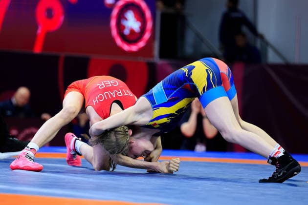 U17, U 17 Wrestling European Championships 43kg WW - Valia Georgiana Harsan (ROU) df. Finja Viviane Strauch (GER)