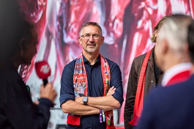 09.05.2026, Fußball, Männer, Bundesliga, 2025 2026, RB Leipzig - FC St. Pauli Achim Beierlorzer, Ehrung der Aufstiegshelden von 2016 Leipzig Red Bull Arena Sachsen Deutschland
