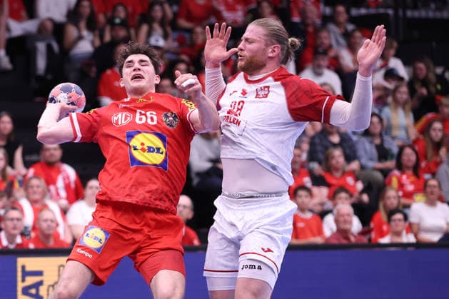 HANDBALL - IHF WC quali, AUT vs POL GRAZ,AUSTRIA,13.MAY.26 - HANDBALL - IHF World Championship, WM, Weltmeisterschaft 2027, European qualification, play off, OEHB international match, Länderspiel, Nationalmannschaft Austria vs Poland. Image shows Elias Kofler (Austria) and Maciej Gebala (Poland). GEPAxpictures xChrisxBauer
