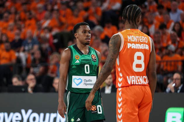 May 13, 2026, Valencia, Valencia, Spain: TJ Shorts of Panathinaikos AKTOR Athens and Jean Montero of Valencia Basket in action during the EuroLeague Play Off Game 5 match between Valencia Basket and Panathinaikos Aktor Athens at Roig Arena on May 13, 2026 in Valencia, Spain. Valencia Spain - ZUMAa181 20260513_zaa_a181_121 Copyright: xIrinaxR.xHipolitox