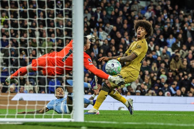 Premier League: Manchester City v Crystal Palace Savino of Manchester City scores to make it 3-0 during the Premier League match Manchester City vs Crystal Palace at Etihad Stadium, Manchester, United Kingdom on 13 May 2026 (Photo by Mark Cosgrove News Images) Manchester Etihad Stadium Greater Manchester United, ManU Kingdom Copyright: xMarkxCosgrove NewsxImagesx