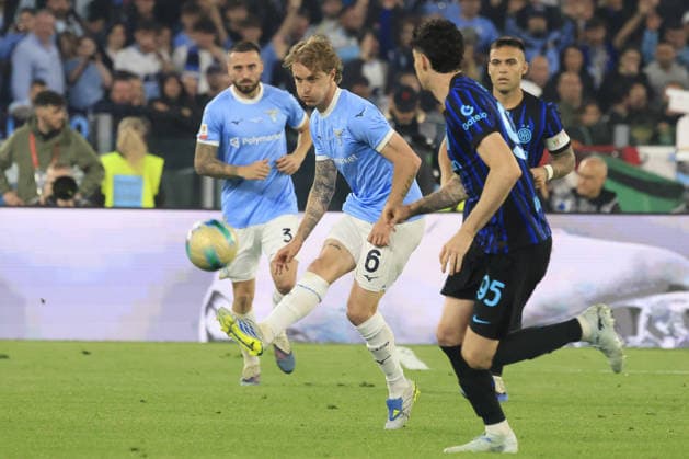 Lazio v Inter Milan - Italian Cup final match ROME, ITALY, MAY 13: Nicolo Rovella (L), of Lazio, in action during the Italian Cup football final match between Lazio and Inter Milan at the Olympic stadium in Rome, Italy, on May 13, 2026. Riccardo De Luca Anadolu Rome Italy. Editorial use only. Please get in touch for any other usage.  Copyright: x2026xAnadoluxRiccardoxDexLucax