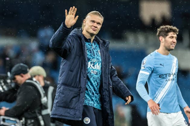 Premier League: Manchester City v Crystal Palace Erling Haaland of Manchester City waves to the fans after the game during the Premier League match Manchester City vs Crystal Palace at Etihad Stadium, Manchester, United Kingdom on 13 May 2026 (Photo by Mark Cosgrove News Images) Manchester Etihad Stadium Greater Manchester United, ManU Kingdom Copyright: xMarkxCosgrove NewsxImagesx