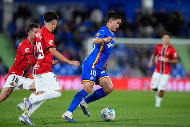 May 13, 2026, Getafe, Madrid, Spain: Martin Satriano of Getafe CF in action during the Spanish League, LaLiga EA Sports, football match played between Getafe CF and RCD Mallorca at Coliseum de Getafe stadium on May 13, 2026, in Getafe, Spain. Getafe CF V RCD Mallorca - LaLiga EA Sports  - ZUMAa181 20260513_zaa_a181_284 Copyright: xDennisxAgyemanx