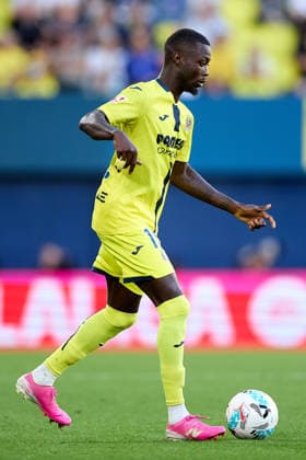 May 13, 2026, Villarreal, Castellon, Spain: Nicolas Pepe of Villarreal CF runs with the ball during the Spanish championship LaLiga football match between Villarreal CF and Sevilla CF on 13 May 2026 at Ceramica Stadium in Villarreal, Spain. Villarreal Spain Spanish La Liga EA Sports soccer match Villarreal vs Sevilla Copyright: xCerezox