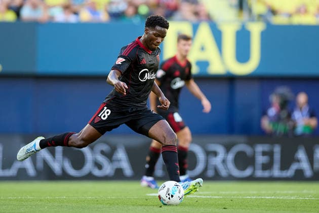 Kings League Italy 2026 May 13, 2026, Villarreal, Castellon, Spain: Lucien Agoume of Sevilla FC passes the ball during the Spanish championship LaLiga football match between Villarreal CF and Sevilla CF on 13 May 2026 at Ceramica Stadium in Villarreal, Spain. Villarreal Fonzies Arena Spain Spanish La Liga EA Sports soccer match Villarreal vs Sevilla Copyright: xCerezox