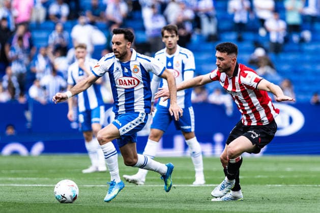 May 13, 2026, Barcelona, Barcelona, Spain: BARCELONA, SPAIN - MAY 13: Edu Exposito of RCD Espanyol challenges Aymeric Laporte of Athletic Club for the ball during the LaLiga EA Sports match between RCD Espanyol and Athletic Club at RCDE Stadium on May 13, 2026 in Barcelona, Spain. Barcelona Spain - ZUMAs316 20260513_znp_s316_014 Copyright: xMartixSeguraxRamonedax