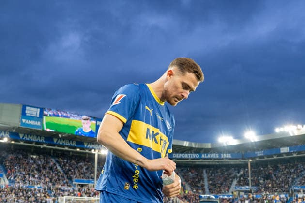 Toni Martinez (N11) before the La Liga EA Sports match between Alaves and Barcelona at Estadio Mendizorroza on May 13th 2026, in Vitoria Gasteiz, Spain Copyright: xAndresxLopezxSheridanxx xSPPx Sportspressphoto_SPR145956