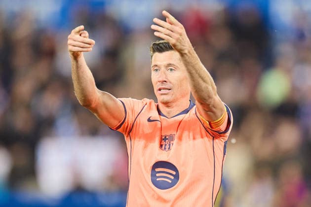 May 13, 2026, Vitoria, Alava, SPAIN: Robert Lewandowski of FC Barcelona, Barca reacts during the LaLiga EA Sports match between Deportivo Alaves and FC Barcelona at Mendizorrotza on May 13, 2026, in Vitoria, Spain. Vitoria SPAIN - ZUMAa181 20260513_zaa_a181_341 Copyright: xRicardoxLarreinax