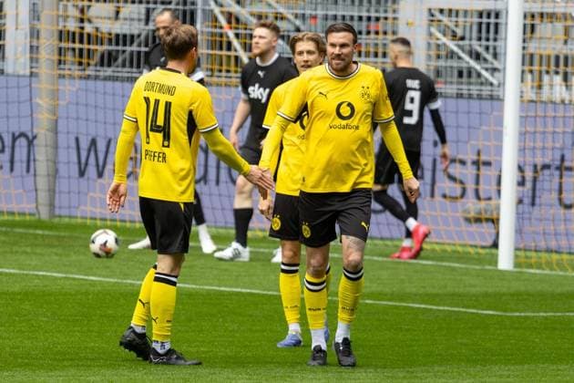 Spiel Deines Lebens: BVB Legenden - SF Westenfeld ** NUR FÜR REDAKTIONELLE ZWECKE ** EDITORIAL USE ONLY **<p>Am Mittwoch, den 13. Mai 2026 fand im Signal-Iduna Park in Dortmund das Sky Spiel Deines Lebens statt. Dabei spielte eine Auswahl der SF Westenfeld gegen die Legendenmannschaft von Borussia Dortmund. Im Bild: Kevin Großkreutz (Nr. 19, BVB, hat einen lupenreinen Hattrick in der ersten Halbzeit erzielt). Deutschland NRW Dortmund Copyright: MichaelxSchwalm
