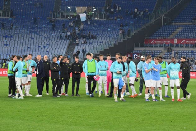 IPA84657416 - Olimpico Stadium, Rome, Italy - Lazio players show their disappointment at the defeat during Coppa Italia Final Football Match, Lazio vs Inter, 13 May 2026 (Photo by Roberto Ramaccia Sipa USA) during Final - SS Lazio vs Inter - FC Internazionale, Italian football Coppa Italia match in Rome, Italy, May 13 2026  Copyright: xRobertoxRamaccia IPAxSportx xx 84657416