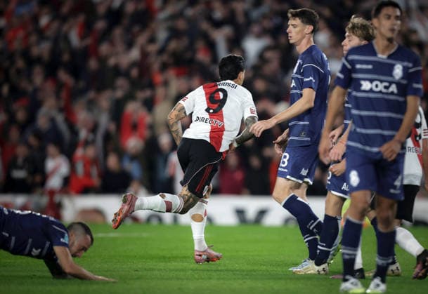 River vs Gimnasia Foto: FOTOBAIRES Cuartos de Final. Torneo Apertura. Liga Profesional. Copyright: xNICOLASxABOAFxNICOLASxABOAFx
