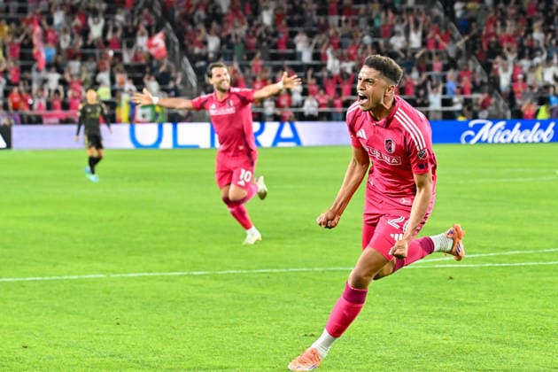 ST. LOUIS, MO - MAY 13: Rafael Santos (20) of the St. Louis CITY SC screams in celebration after scoring a goal during the MLS, Fussball Herren, USA regular season match where St. Louis CITY SC hosted Los Angeles Football Club on Wednesday May 13th, 2026, at Energizer Park in St. Louis City, MO. (Photo by Rick Ulreich Icon Sportswire) SOCCER: MAY 13 MLS St. Louis CITY SC vs Los Angeles Football Club EDITORIAL USE ONLY Icon26051331