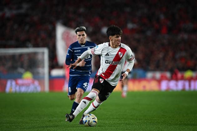 River Plate x Gimnasia La Plata BUENOS AIRES, AR - 13.05.2026: RIVER PLATE X GIMNASIA LA PLATA - River Plate against Gimnasia y Esgrima La Plata during a quarter-final match of the Copa Mercado Libre de la Liga Profesional de Futbol, on May 13, 2026 at Estadio Mas Monumental in Buenos Aires, Argentina. (Photo: Gabriel Sotelo Fotoarena) x2941965x  GabrielxSotelo