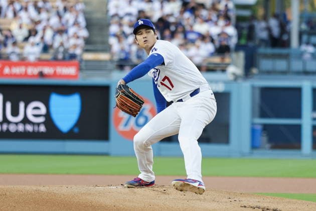 MLB, Baseball Herren, USA - Los Angeles Dodgers vs San Francisco Giants Dodgers pitcher Shohei Ohtani throws a pitch in the first inning of an MLB game between the Los Angeles Dodgers and the San Francisco Giants at Uniqlo Field at Dodger Stadium in Los Angeles, California, USA, 13 May 2026. LOS ANGELES CALIFORNIA United States  Copyright: xCHRISxTORRESx