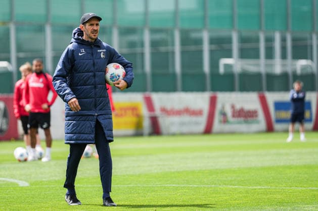 Öffentliches Training, SC Freiburg, 14.05.2026 Julian Schuster (SC Freiburg, Trainer) Öffentliches Training, SC Freiburg, 14.05.2026 Copyright: xBEAUTIFULxSPORTS Boscox