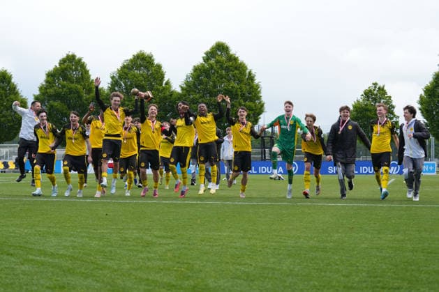 Donnerstag, 14.05.2026 Saison 2025 2026 Finale U17, U 17 Westfalenpokal im BVB Fußballpark Hohenbuschei, Dortmund, Germany. BV Borussia Dortmund U17 - VfL Bochum U17. Die BVB U17 feiert den Gewinn des Westfalenpokals.