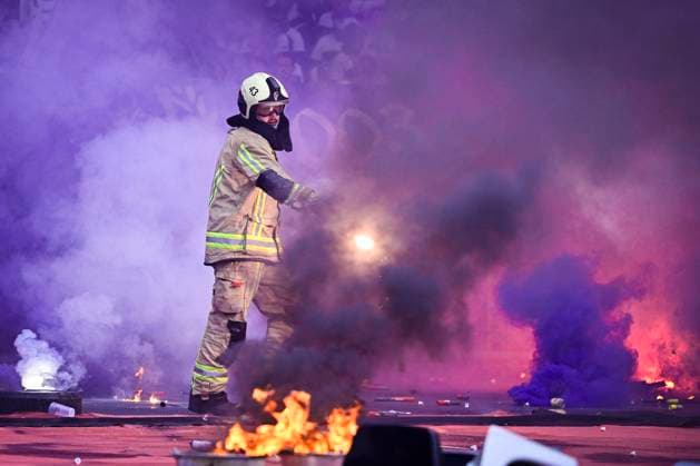 Royale Union Saint-Gilloise v RSC Anderlecht - Belgian Croky Cup Final BRUSSELS, BELGIUM - MAY 14 : Illustration picture firefighter during the Belgian Croky Cup final match between Royale Union Saint-Gilloise and RSC Anderlecht on May 14, 2026 in Brussels, Belgium, 14 05 2026 Brussels Belgium  Copyright: xJanxDexMeuleneirx