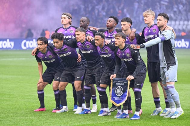 260514 Cupfinal Royale Union Saint-Gilloise vs RSC Anderlecht players of Anderlecht with Lucas Hey (3) of Anderlecht, Moussa Diarra (93) of Anderlecht, Marco Kana (55) of Anderlecht, Tristan Degreef (83) of Anderlecht, Nathan De Cat (74) of Anderlecht, goalkeeper Colin Coosemans (26) of Anderlecht, Ali Maamar (79) of Anderlecht, Nathan Saliba (13) of Anderlecht, Thorgan Hazard (11) of Anderlecht, Ilay Camara (7) of Anderlecht and Mihajlo Cvetkovic (9) of Anderlecht pose for a team photo during the Croky Cup final 2026 between Royale Union Saint-Gilloise and RSC Anderlecht on May 14 , 2026 in Brussels, Belgium. (Photo by David Catry Isosport) Brussels Belgium  Copyright: xDavidxCatryx 20260514DC2_5889