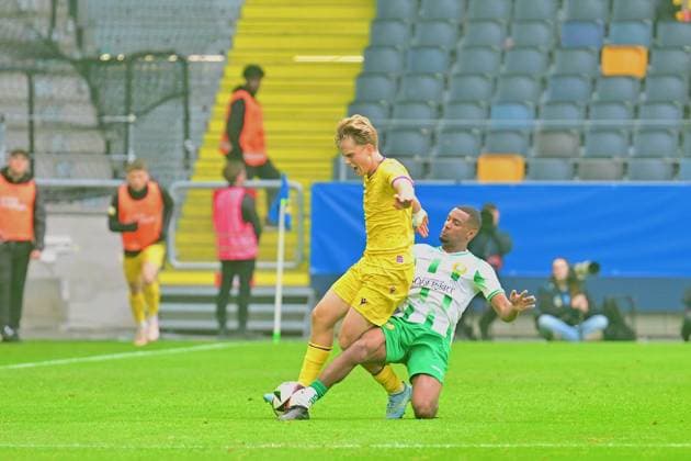 Strawberry Arena SOLNA, SWEDEN - MAY 14: Ludwig Malachowski of Mjallby AIF and Paulos Abraham of Hammarby IF in a battle for the ball during the Swedish Cup final between Mjallby AIF and Hammarby IF at Strawberry Arena on May 14, 2026 in Solna, Sweden. (Peter Sonander SPP) Copyright: xPeterxSonander SPPx spp-en-PeSo-20260514_SPP_PeterSonander_5217