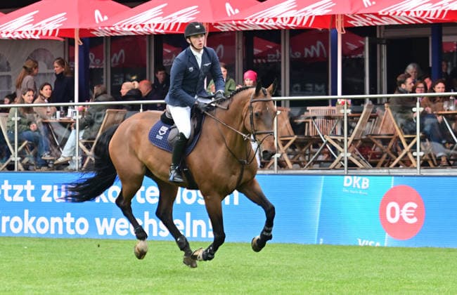 GER; Al Shira aa Deutsches Spring- & Dressur Derby Hamburg 14.05.2026, GER; Al Shira aa Deutsches Spring- & Dressur Derby Hamburg, Preis der Deutschen Vermögensberatung AG - Championat von Hamburg, Al Shira aa CSI5* Tour im Bild 2. Platz Edoard Schmitz (SUI) auf Gamin vanÂ t Naastveldhof