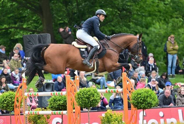 GER; Al Shira aa Deutsches Spring- & Dressur Derby Hamburg 14.05.2026, GER; Al Shira aa Deutsches Spring- & Dressur Derby Hamburg, Preis der Deutschen Vermögensberatung AG - Championat von Hamburg, Al Shira aa CSI5* Tour im Bild 3.Platz Arne van Heel (NED) auf Keaton HV