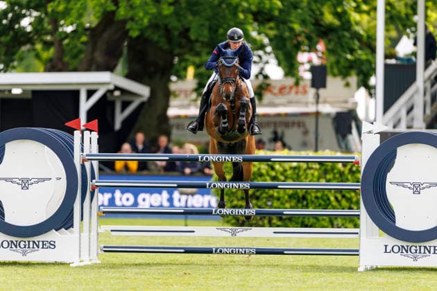 HAMBURG - Al Shira aa 95. Deutsches Spring- und Dressur DERBY 2026, HAMBURG - Al Shira aa 95. Deutsches Spring- und Dressur DERBY 2026 STEVENS Mario (GER), Starissa FRH CSI5* - Championat of Hamburg Prize of Deutsche Vermögensberatung AG - Al Shira aa CSI5* Tour CSI5*: Int. jumping competition over two rounds (1,55m) Hamburg, Jenischpark, Derby Park Klein Flottbek 14. May 2026 -