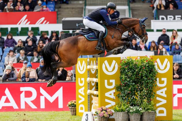 HAMBURG - Al Shira aa 95. Deutsches Spring- und Dressur DERBY 2026, HAMBURG - Al Shira aa 95. Deutsches Spring- und Dressur DERBY 2026 STEVENS Mario (GER), Starissa FRH CSI5* - Championat of Hamburg Prize of Deutsche Vermögensberatung AG - Al Shira aa CSI5* Tour CSI5*: Int. jumping competition over two rounds (1,55m) Hamburg, Jenischpark, Derby Park Klein Flottbek 14. May 2026 -