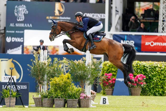 HAMBURG - Al Shira aa 95. Deutsches Spring- und Dressur DERBY 2026, HAMBURG - Al Shira aa 95. Deutsches Spring- und Dressur DERBY 2026 STEVENS Mario (GER), Starissa FRH CSI5* - Championat of Hamburg Prize of Deutsche Vermögensberatung AG - Al Shira aa CSI5* Tour CSI5*: Int. jumping competition over two rounds (1,55m) Hamburg, Jenischpark, Derby Park Klein Flottbek 14. May 2026 -