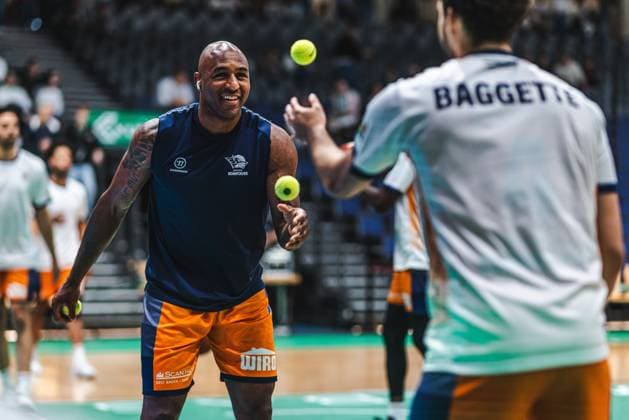 DeAndre Lansdowne (Rostock Seawolves) beim Warm Up, Vet Concept Gladiators Trier vs Rostock Seawolves, Basketball, easyCredit BBL, Play Ins, Saison 2025 2026, 14.05.2026 Vet Concept Gladiators Trier vs Rostock Seawolves, Basketball, easyCredit BBL, Play Ins, Saison 2025 2026, 14.05.2026 Copyright: xEibner-Pressefoto AlexanderxNeisx EP_ANS