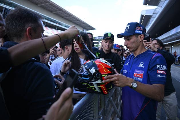 Ahead of MotoGP Catalonia Grand Prix BARCELONA, SPAIN - MAY 14: Toprak Razgatlioglu of Prima Pramac Yamaha MotoGP meets with fans ahead of the Catalonia Grand Prix, sixth round of the 2026 MotoGP World Championship, WM, Weltmeisterschaft at the 4.66-kilometer Circuit de Barcelona-Catalunya in Barcelona, Spain on May 14, 2026. Burak Akbulut Anadolu Barcelona Spain. Editorial use only. Please get in touch for any other usage.  Copyright: x2026xAnadoluxBurakxAkbulutx