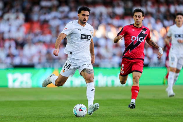 May 14, 2026, Valencia, Valencia, SPAIN: Eray Comert of Valencia CF in action during the Spanish league, LaLiga EA Sports, football match played between Valencia CF and Rayo Vallecano at Mestalla stadium on May 14, 2026, in Valencia, Spain. Valencia SPAIN - ZUMAa181 20260514_zaa_a181_007 Copyright: xIvanxTerronx