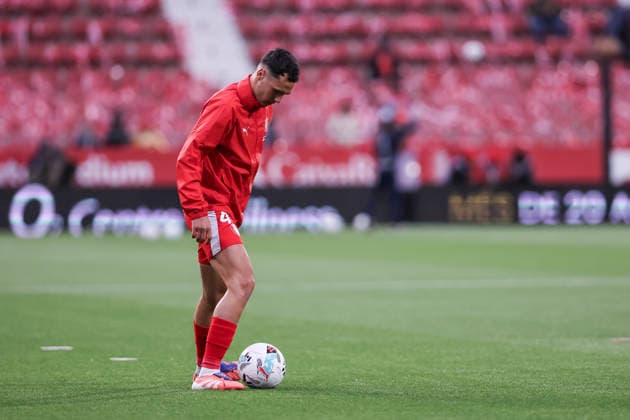 May 14, 2026, Girona, Girona, SPAIN: Arnau Martinez of Girona FC warms up during the Spanish league, LaLiga EA Sports, football match played between Girona FC and Real Sociedad at Montilivi stadium on May 14, 2026 in Girona, Spain. Girona SPAIN - ZUMAa181 20260514_zaa_a181_023 Copyright: xJavierxBorregox
