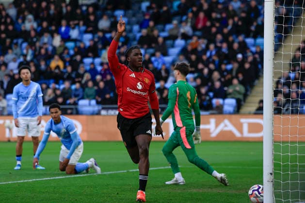 U18 Manchester City v U18 Manchester United, ManU FA Youth Cup GOAL.Godwill Kukonki (5) of Manchester United scores to make it 1-1 during the FA Youth Cup Final match between U18 Manchester City and U18 Manchester United at the Joie Stadium, Manchester, UK on 14 May 2026. Manchester Joie Stadium Gt Manchester UK Editorial use only DataCo restrictions apply See www.football-dataco.com , Copyright: xConorxMolloyx PSI-24255-0020
