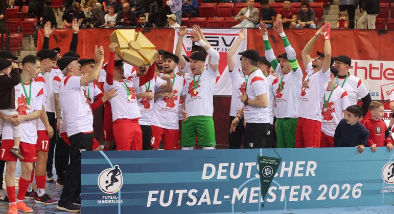 Stuttgart , Futsal Bundesliga Finale Deutsche Meisterschaft Spiel 2 , TSV Weilimdorf vs. HOT 05 Futsal , Jubel Weilimdorf