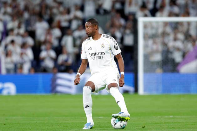 LA LIGA EA Sports - Real Madrid vs Oviedo MADRID, SPAIN - May 14:David Alaba of Real Madrid in action during the La Liga 2025 26 match between Real Madrid and Oviedo at Santiago Bernabeu Stadium. (Photo by Guillermo Martinez) Madrid Santiago Bernabeu Stadium Spain Copyright: xGuillermoxMartinezx