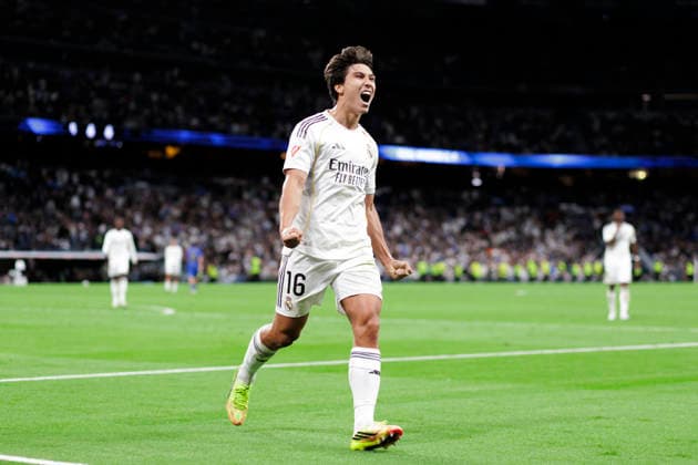 LA LIGA EA Sports - Real Madrid vs Oviedo MADRID, SPAIN - May 14:Gonzalo Garcia of Real Madrid celebrates a goal during the La Liga 2025 26 match between Real Madrid and Oviedo at Santiago Bernabeu Stadium. (Photo by Guillermo Martinez) Madrid Santiago Bernabeu Stadium Spain Copyright: xGuillermoxMartinezx