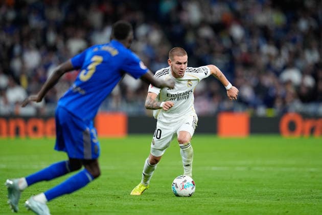 May 14, 2026, Madrid, Madrid, Spain: Franco Mastantuono of Real Madrid CF in action during the Spanish League, LaLiga EA Sports, football match played between Real Madrid and Real Oviedo at Bernabeu stadium on May 14, 2026, in Madrid, Spain. Madrid Spain - ZUMAa181 20260514_zaa_a181_209 Copyright: xDennisxAgyemanx
