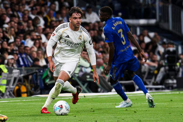 Real Madrid CF vs. Real Oviedo, on the 36th matchday of the 2025 26 Spanish First Division May 14, 2026, Madrid, Spain: Spanish championship LaLiga football match between Real Madrid CF and Real Oviedo on 14 May 2026 at Estadio Santiago Bernabeu in Madrid, Spain. Madrid, Spain Madrid Madrid Spain Copyright: xAlejandroxMatiasx
