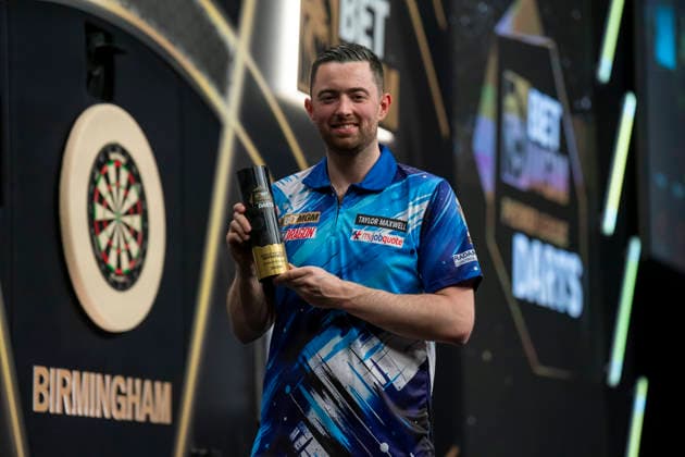 2026 BetMGM Premier League Darts, Night 15, Birmingham Luke Humphries wins night 15 during the 2026 BetMGM Premier League Darts, Night 15 at the Utilita Arena, Birmingham, England on 14 May 2026 Credit: Alex Young Every Second Media Editorial use only. All images are copyright Every Second Media Limited. No images may be reproduced without prior permission. Copyright: xIMAGO EveryxSecondxMediax ESM-1992-0047 AlexxYoungx xEveryxSecondxMediax
