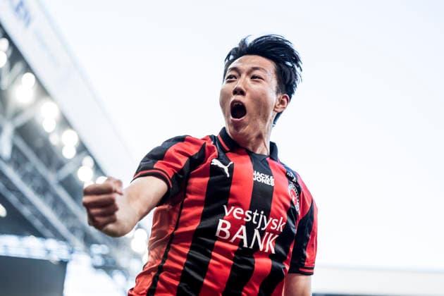 FC Copenhagen v FC Midtjylland, Oddset Cup final 2026, Copenhagen, Denmark Copenhagen, Denmark. 14th, May 2026. Lee Han-beom of FC Midtjylland scores for 0-1 during the 2026 Oddset Cup final between FC Copenhagen and FC Midtjylland at Parken in Copenhagen. Denmark, Copenhagen  Copyright: xGonzalesxPhoto LassexLagonix