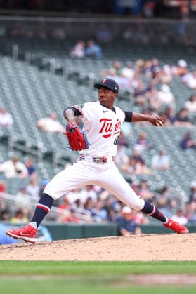 May 14, 2026, Minneapolis, Minnesota, USA: Minnesota Twins pitcher KENDRY ROJAS (60) pitches in the ninth inning during a MLB, Baseball Herren, USA Baseball game between the Miami Marlins and the Minnesota Twins at Target Field in Minneapolis, Minnesota on May 14th, 2026. ZUMA Press Wire. Minneapolis USA - ZUMAg254 20260514_zsp_g254_022 Copyright: xStevenxGarciax