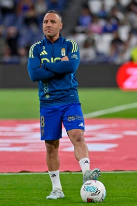 May 15, 2026, Madrid, Madrid, Spain: CAZORLA SANTI of Real Oviedo during the match corresponding to the thirty-six round of the 2025 26 First Division National League Championship between REAL MADRID C.F. Vs REAL OVIEDO, played at the Bernabeu Stadium on May 14, 2026, in Madrid, Spain. Madrid Spain - ZUMAc312 20260515_zsp_c312_099 Copyright: xOscarxManuelxSanchezx